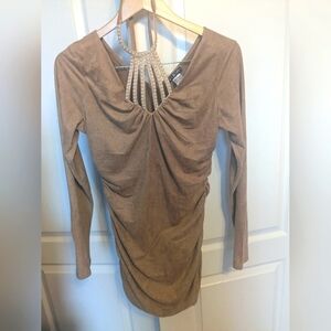 Embellished neck long sleeves top